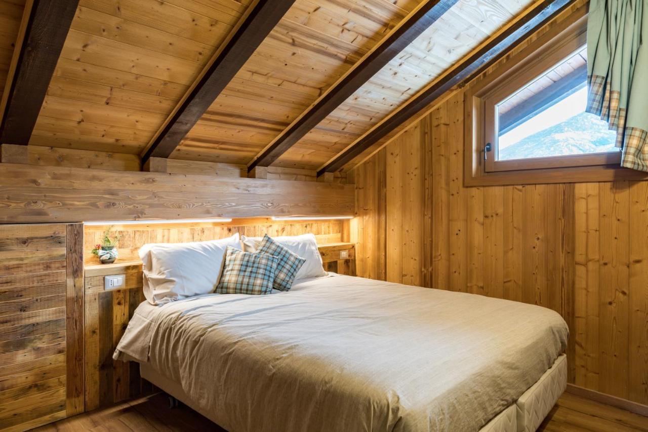 Chambres D'Hotes La Moraine Enchantee Gressan Exterior photo