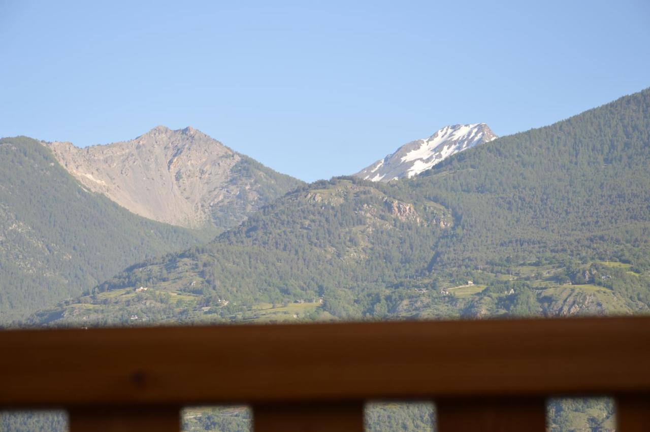 Chambres D'Hotes La Moraine Enchantee Gressan Exterior photo