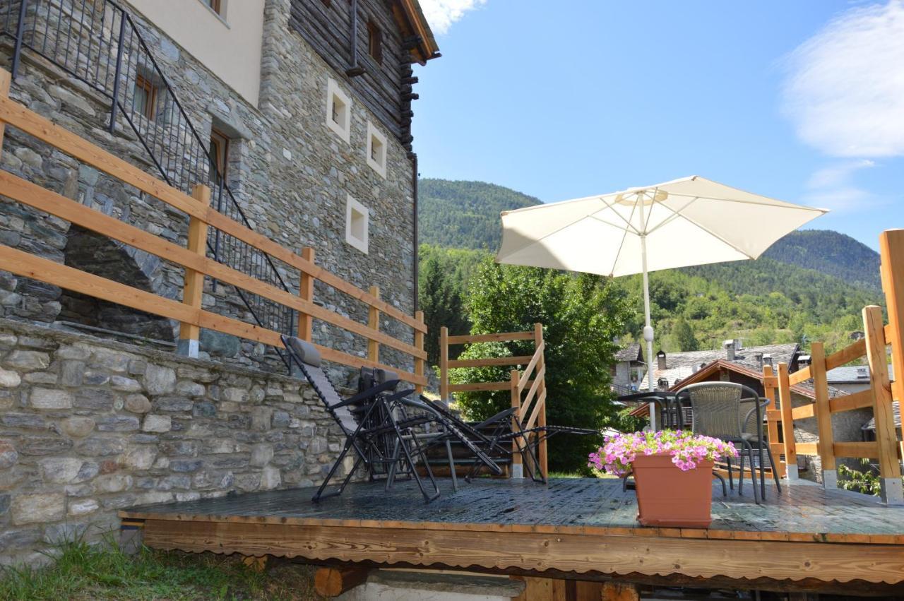 Chambres D'Hotes La Moraine Enchantee Gressan Exterior photo