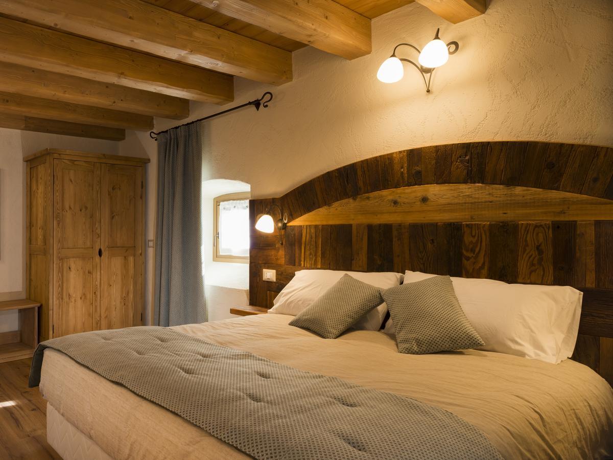 Chambres D'Hotes La Moraine Enchantee Gressan Exterior photo