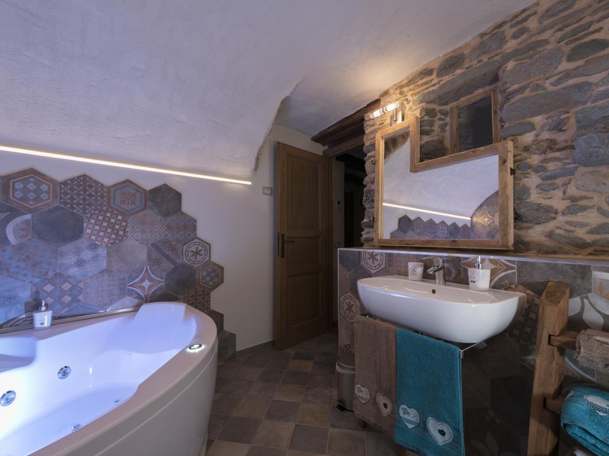 Chambres D'Hotes La Moraine Enchantee Gressan Exterior photo