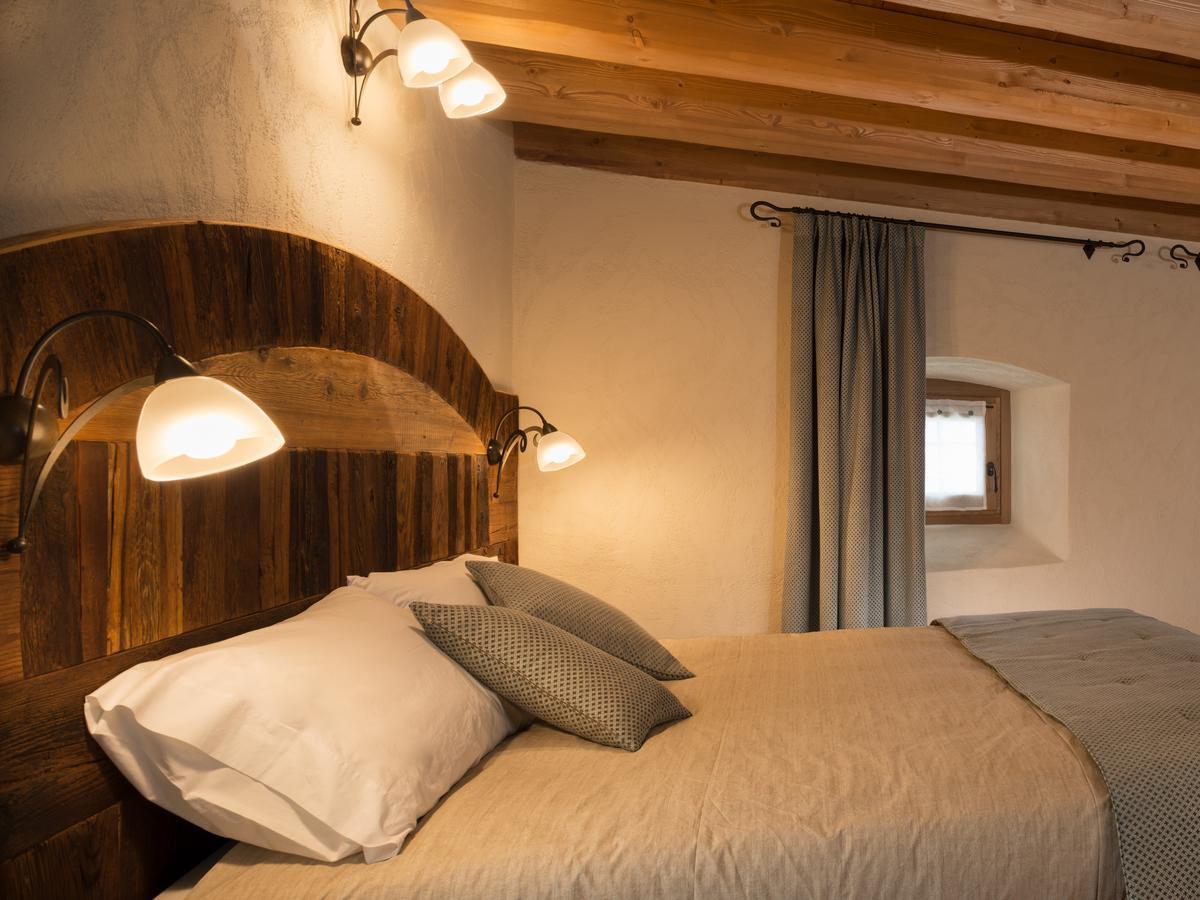 Chambres D'Hotes La Moraine Enchantee Gressan Exterior photo