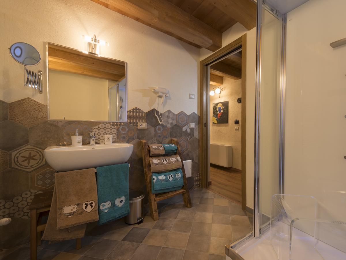 Chambres D'Hotes La Moraine Enchantee Gressan Exterior photo